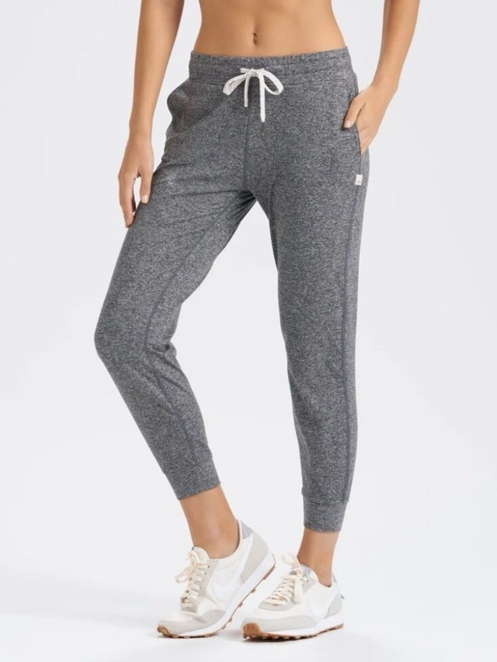 Vuori Performance Joggers Womens Pants Pull On DreamKnit Heathered Gray Grey